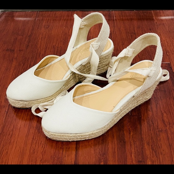 Sportsgirl wedge espadrilles size 8. - Picture 3 of 3